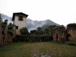 The ruins of Drukgyel Dzong, destroyed by fire in 1951