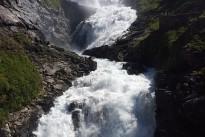 waterfall-3645541_640