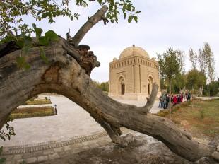 1. 111. day5-Bukhara_Samanids-mausoleum2