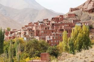 Village_of_Abyaneh,_Iran